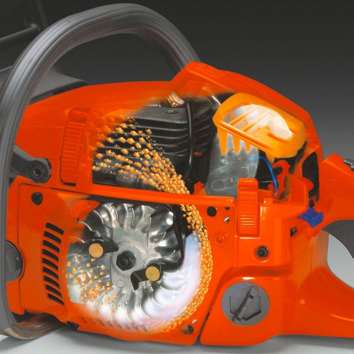 benzinov-verijen-trion-husqvarna-130-inside Бензинов верижен трион HUSQVARNA 130, 38 cm3, 35 cm